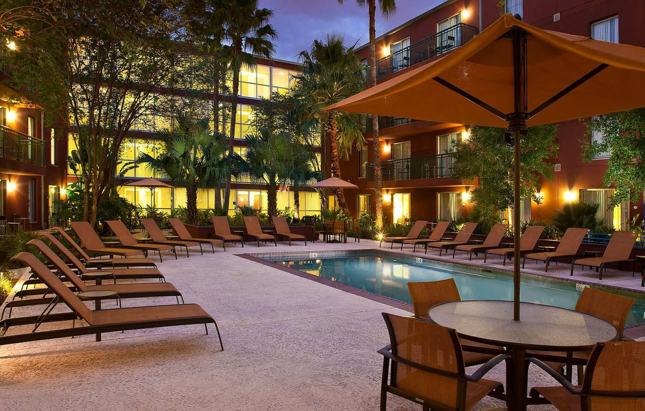 Courtyard By Marriott New Orleans Warehouse Arts District Hotel Exterior foto